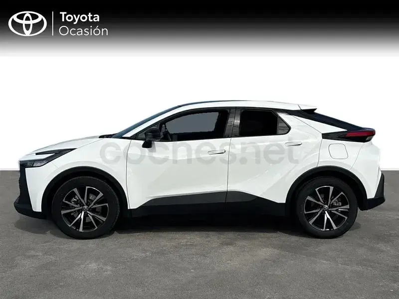 Usado Toyota C-HR Advance 223 HP (164 kW) 2025 Branco SUV