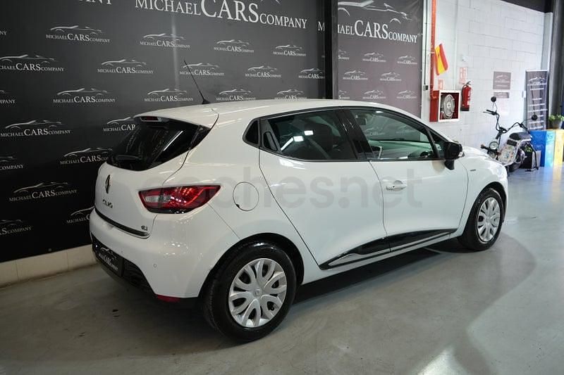 Usado Renault Clio IV LIMITED 75 CV (55 kW) 2016 Blanco Berlina