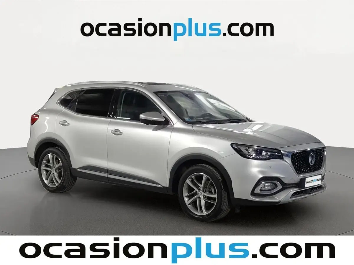 Begagnad MG HS Luxury 162 HK (119 kW) 2023 Vit SUV