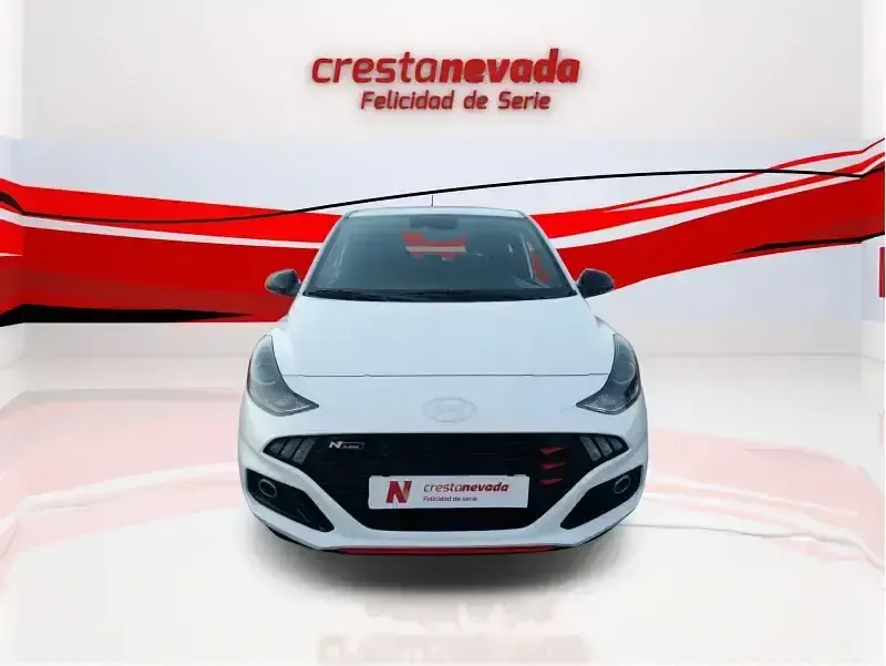 Usado Hyundai i10 N Line 84 CV (61 kW) 2024 Blanco Utilitario