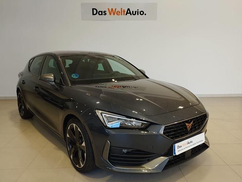 Gris Usado 2024 Cupra Leon Coupe | 26.650 € (Precio justo) - Imagen 1/4