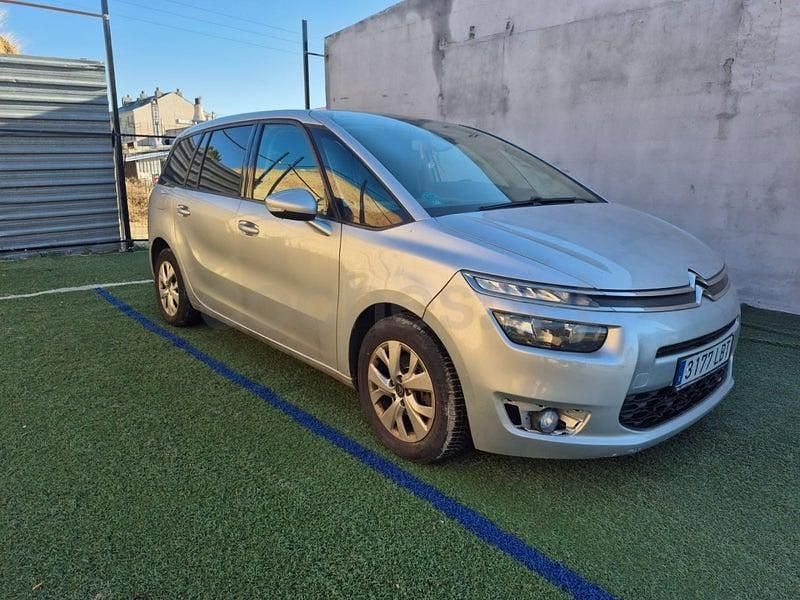 Usado Citroën Grand C4 Picasso Feel 120 CV (88 kW) 2015 Gris / plata Monovolumen