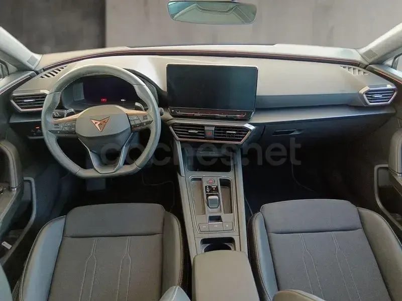 Usado Cupra Leon 204 CV (150 kW) 2023 Blanco Berlina