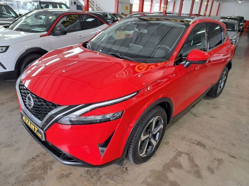 Usado Nissan Qashqai N-Connecta 140 CV (102 kW) 2021 Rojo SUV