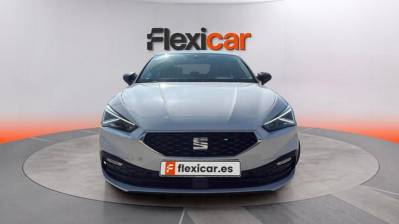 Usado Seat Leon FR 150 CV (110 kW) 2024 Blanco Berlina