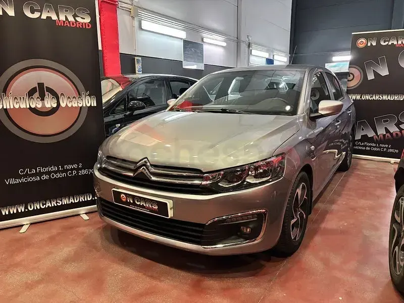 Usado Citroën C-Elysee I Shine 102 CV (75 kW) 2019 Gris / plata Berlina