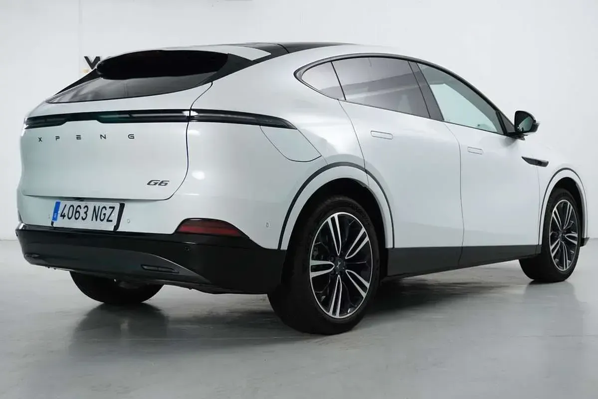 Usado XPENG G6 RWD Long Range 216 kW (295 CV) 2025 Blanco SUV