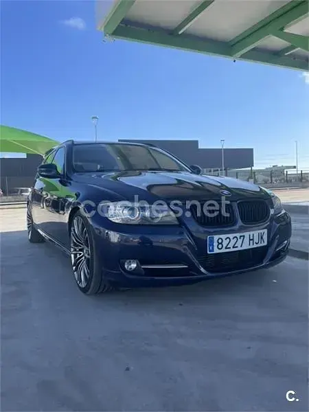 Usado BMW 325 218 CV (160 kW) 2012 Azul Familiar