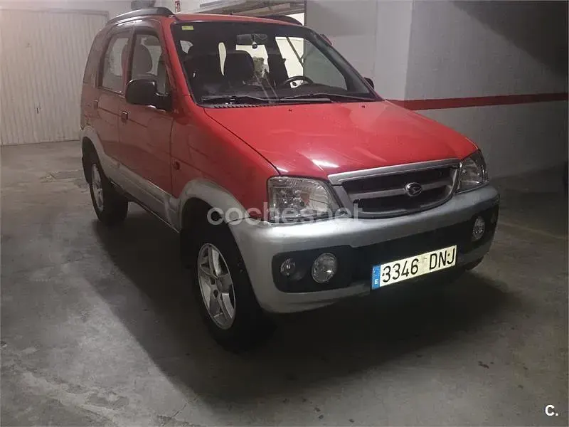 Usado Daihatsu Terios 86 CV (63 kW) 2005 Rojo SUV