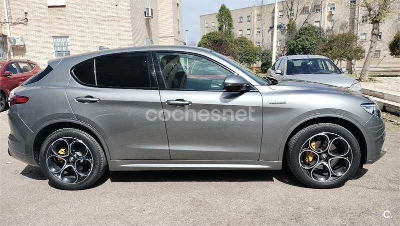 Usado Alfa Romeo Stelvio Veloce 280 CV (205 kW) 2020 Gris / plata SUV