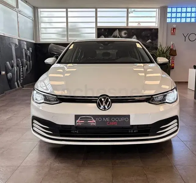 Usado VW Golf VIII Life 115 CV (84 kW) 2022 Blanco Berlina