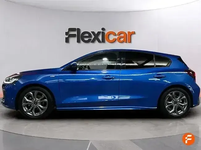 Usado Ford Focus ST-Line 125 CV (91 kW) 2023 Azul Familiar