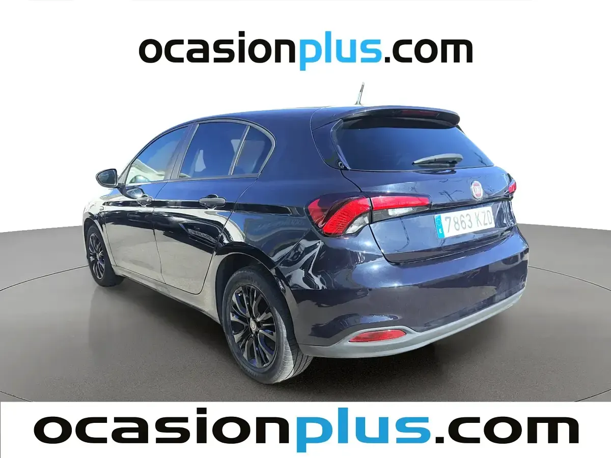 Usado Fiat Tipo Pop 95 CV (69 kW) 2019 Negro