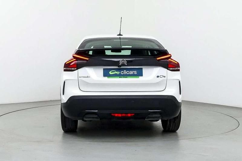 Usado Citroën e-C4 Feel 100 kW (136 CV) 2022 Blanco Berlina