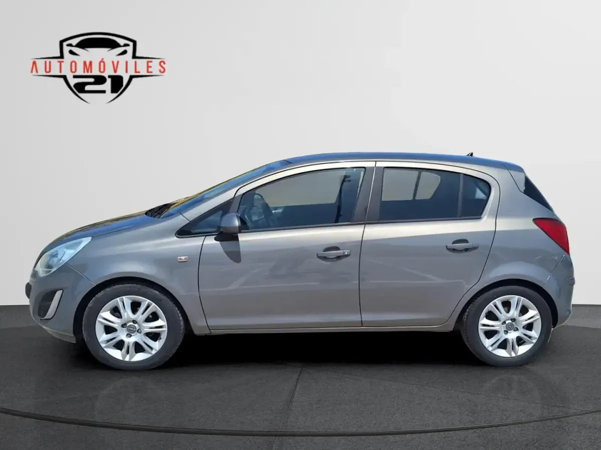 Usado Opel Corsa 85 CV (62 kW) 2011 Gris Utilitario