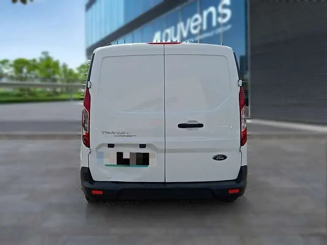 Usado Ford Tourneo Trend 120 CV (88 kW) 2020 Blanco Van