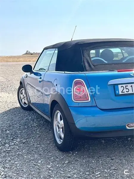 Usado Mini One Cabriolet 98 CV (72 kW) 2011 Azul Descapotable