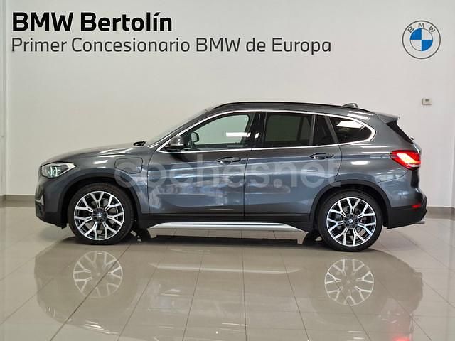 Usado BMW X1 Comfort Edition 220 CV (161 kW) 2021 Gris / plata SUV