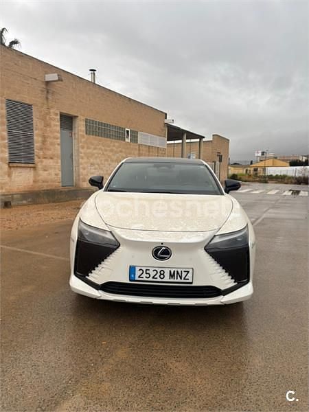 Usado Lexus RZ 450e Luxury Line 230 kW (313 CV) 2024 Eléctrico SUV