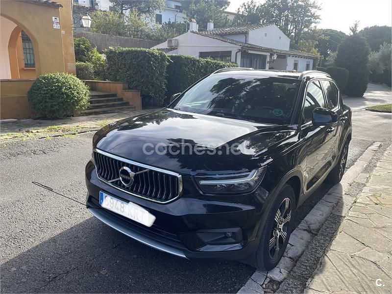 Usado Volvo XC40 Inscription 156 CV (114 kW) 2019 Negro SUV