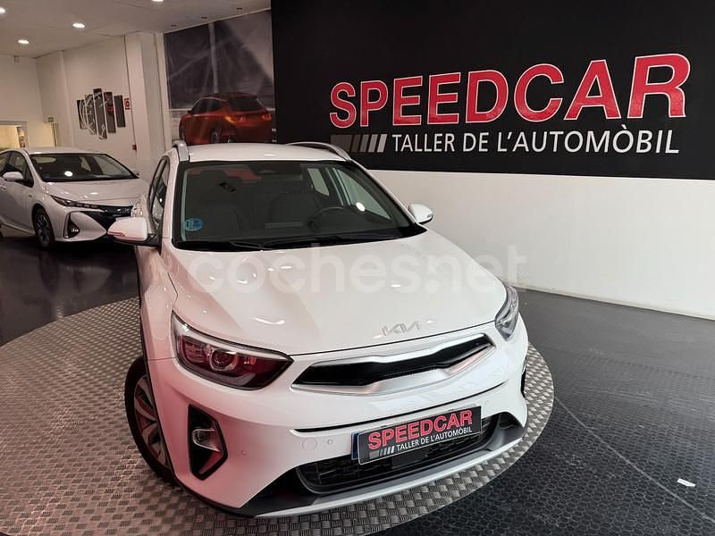Blanco Usado 2024 Kia Stonic SUV | 19.500 € (Precio justo) - Imagen 1/4