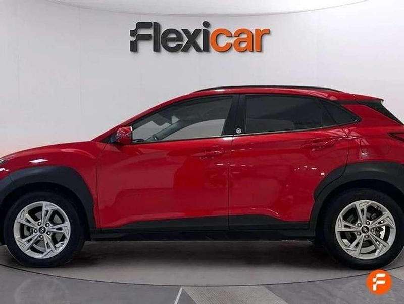 Usado Hyundai Kona 120 CV (88 kW) 2022 Rojo SUV