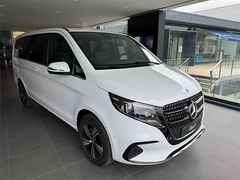 Nuevo Mercedes V220 Avantgarde 163 CV (119 kW) 2025 Blanco Monovolumen