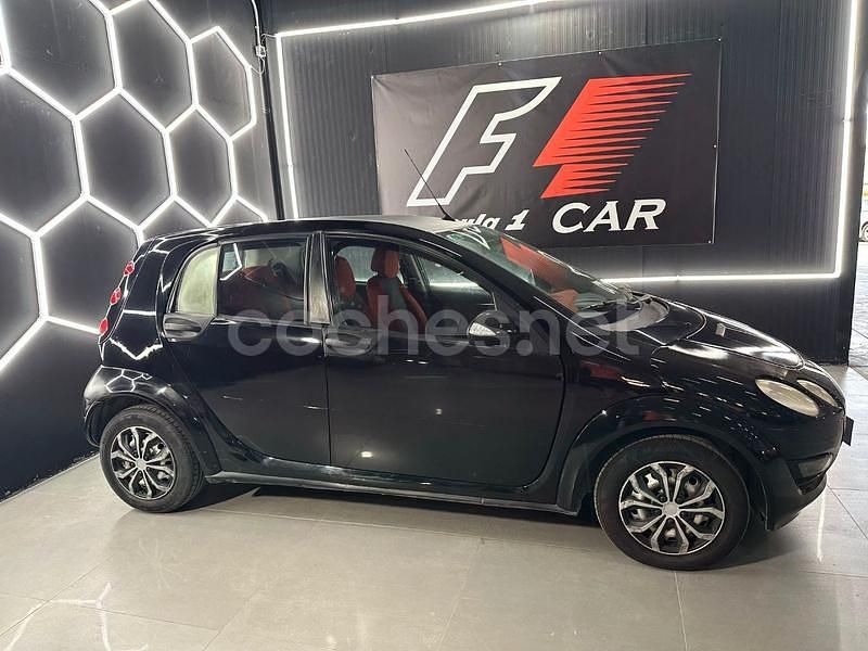 Negro Usado 2006 Smart ForFour Pure Berlina | 4480 € (Caro) - Imagen 1/4