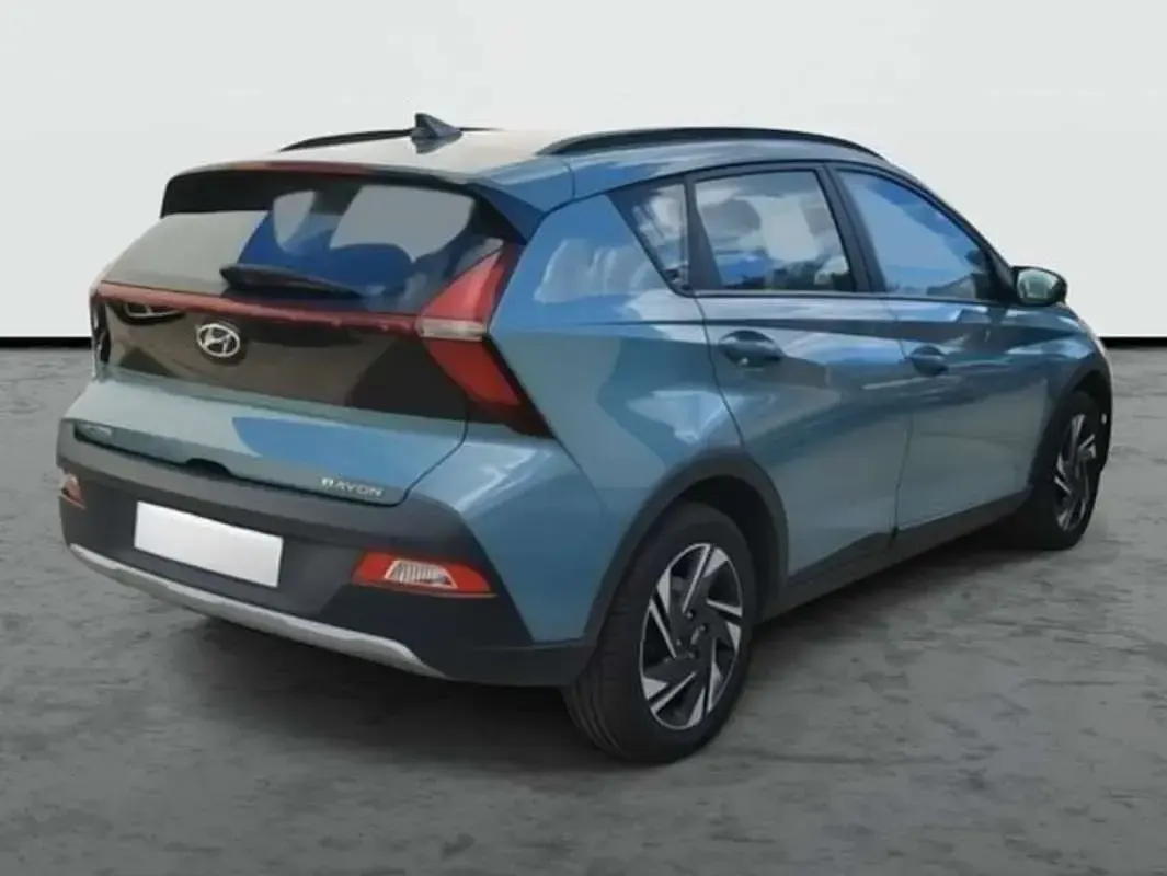 Usado Hyundai Bayon 84 CV (61 kW) 2023 Verde SUV
