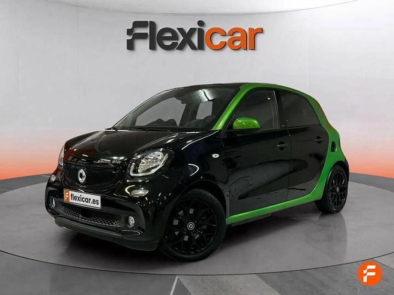 Usado Smart ForFour Electric Drive 60 kW (82 CV) 2019 Negro