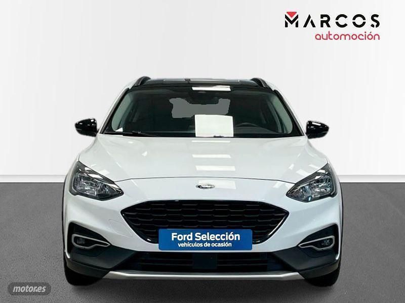 Usado Ford Focus Active 125 CV (91 kW) 2022 Blanco Berlina