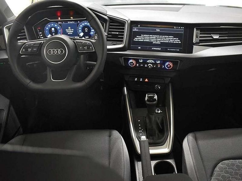 Usado Audi A1 Sportback 116 CV (85 kW) 2024 Rojo Utilitario