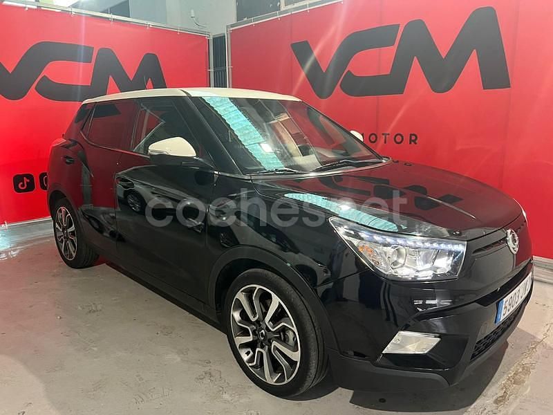 Azul Usado 2017 Ssangyong Tivoli Limited SUV | 8990 € (Buen precio) - Imagen 1/4