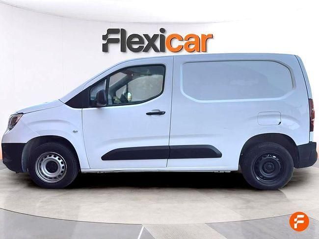 Usado Opel Combo Edition 102 HP (75 kW) 2021 Branco Monovolume