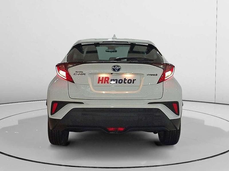 Usado Toyota C-HR Edition 126 CV (92 kW) 2023 Blanco SUV
