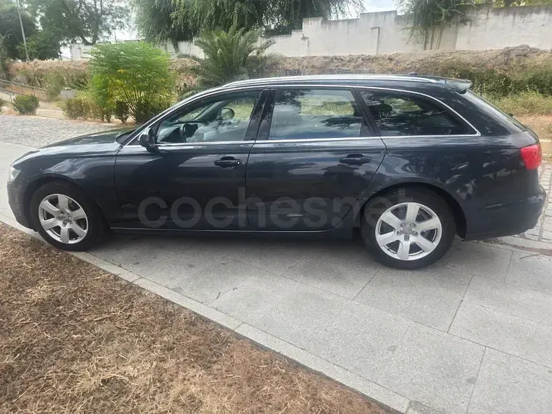 Usado Audi A6 204 CV (150 kW) 2012 Azul Familiar