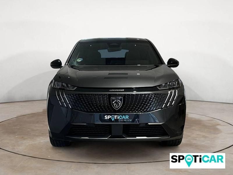 Usado Peugeot 3008 Allure 145 CV (106 kW) 2025 Gris SUV