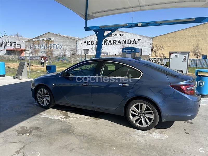 Usado Opel Insignia Excellence 136 CV (100 kW) 2017 Azul Berlina