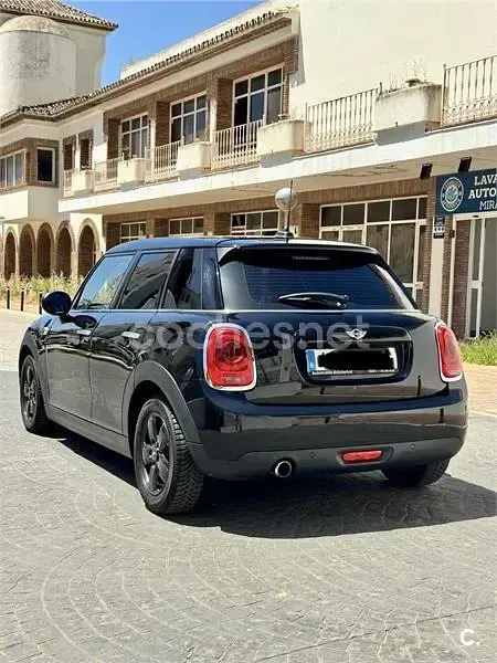 Usado Mini Cooper D 116 CV (85 kW) 2017 Negro Utilitario