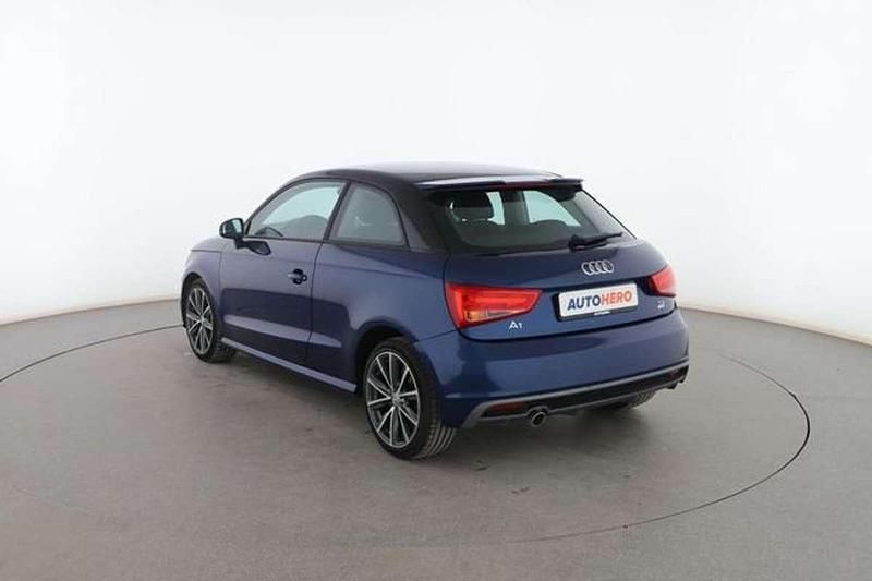 Usado Audi A1 Exclusive 91 CV (66 kW) 2015 Azul Utilitario