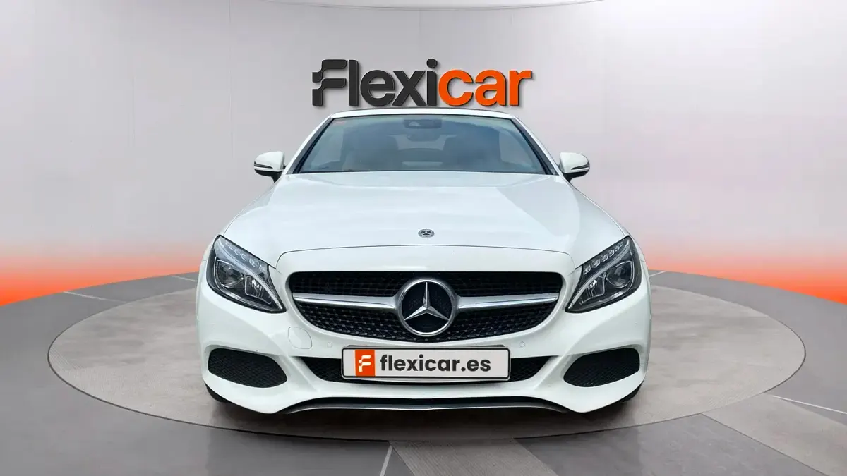 Usado Mercedes C220 170 CV (125 kW) 2017 Blanco Descapotable