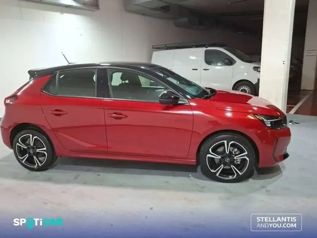Usado Opel Corsa 111 CV (81 kW) 2025 Rojo Utilitario