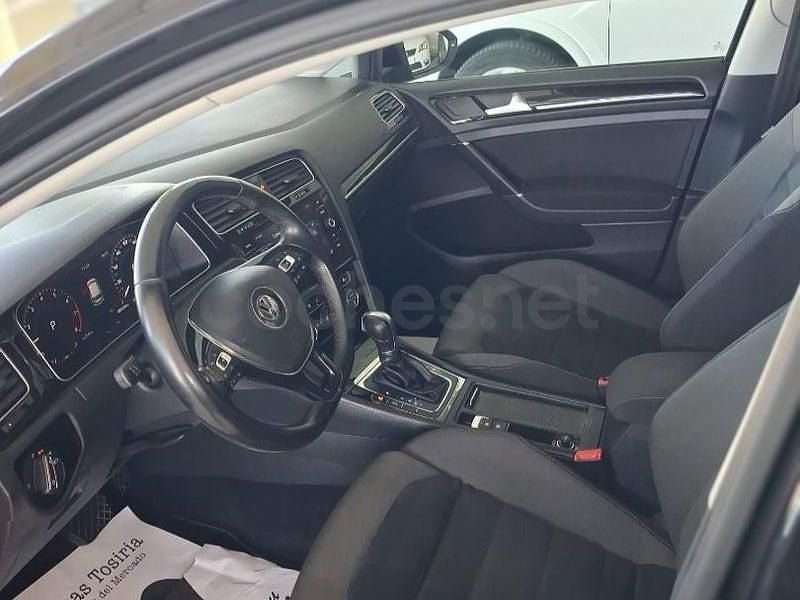 Usado VW Golf VII Advance 125 CV (91 kW) 2017 Negro Berlina