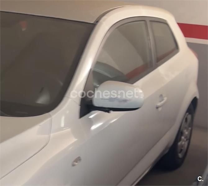 Usado Kia Ceed 90 CV (66 kW) 2012 Blanco Utilitario