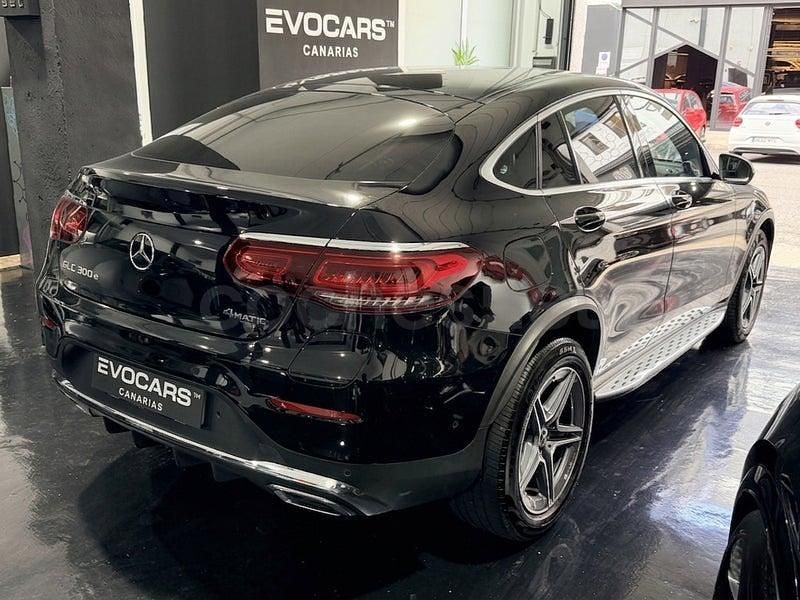 Usado Mercedes GLC300e 320 CV (235 kW) 2022 Negro SUV