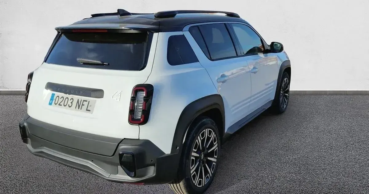 Usado Renault 4 E-Tech Iconic 110 kW (150 CV) 2025 SUV