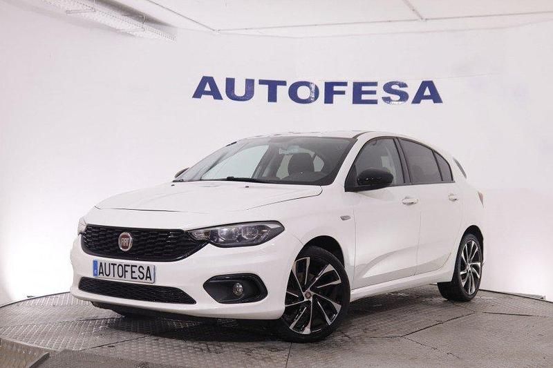 Usado Fiat Tipo Lounge 120 CV (88 kW) 2017 Blanco Utilitario
