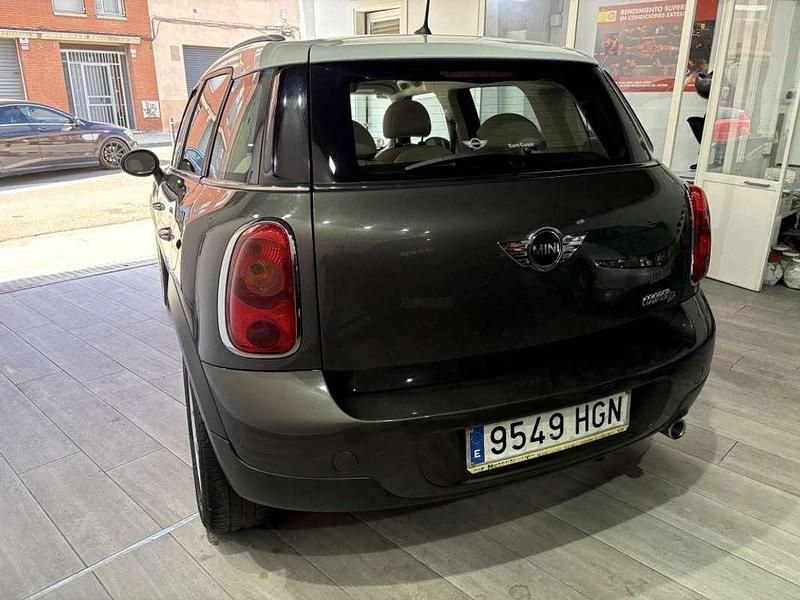 Usado Mini Cooper D Countryman 112 CV (82 kW) 2011 Verde SUV