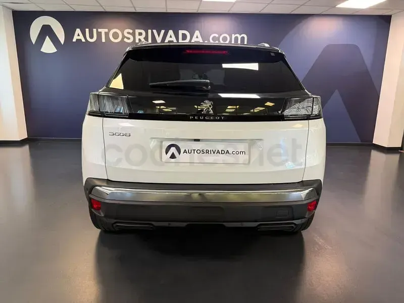 Usado Peugeot 3008 Allure 130 CV (95 kW) 2021 Blanco SUV