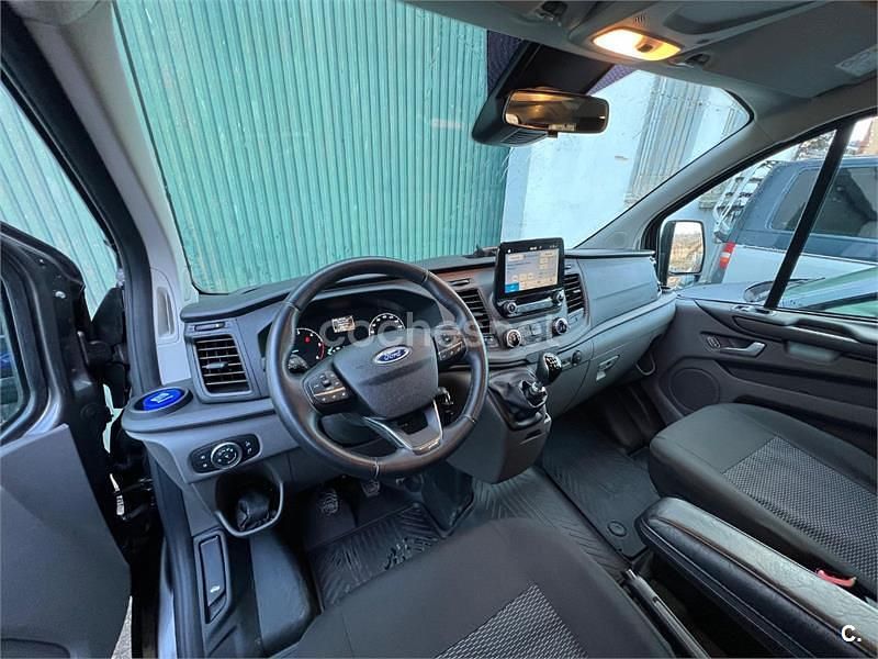 Usado Ford Transit Custom Nugget 130 CV (95 kW) 2022 Gris / plata Monovolumen